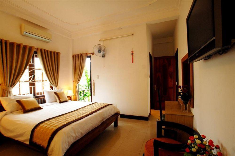 Flower Garden Homestay Хойан Экстерьер фото