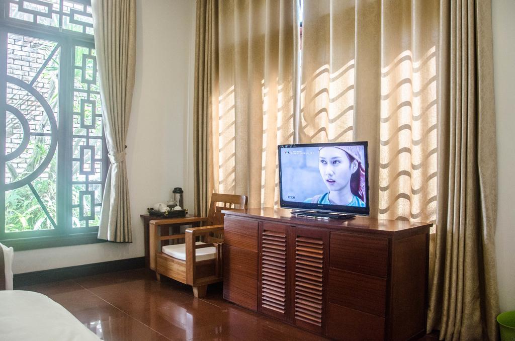 Flower Garden Homestay Хойан Экстерьер фото