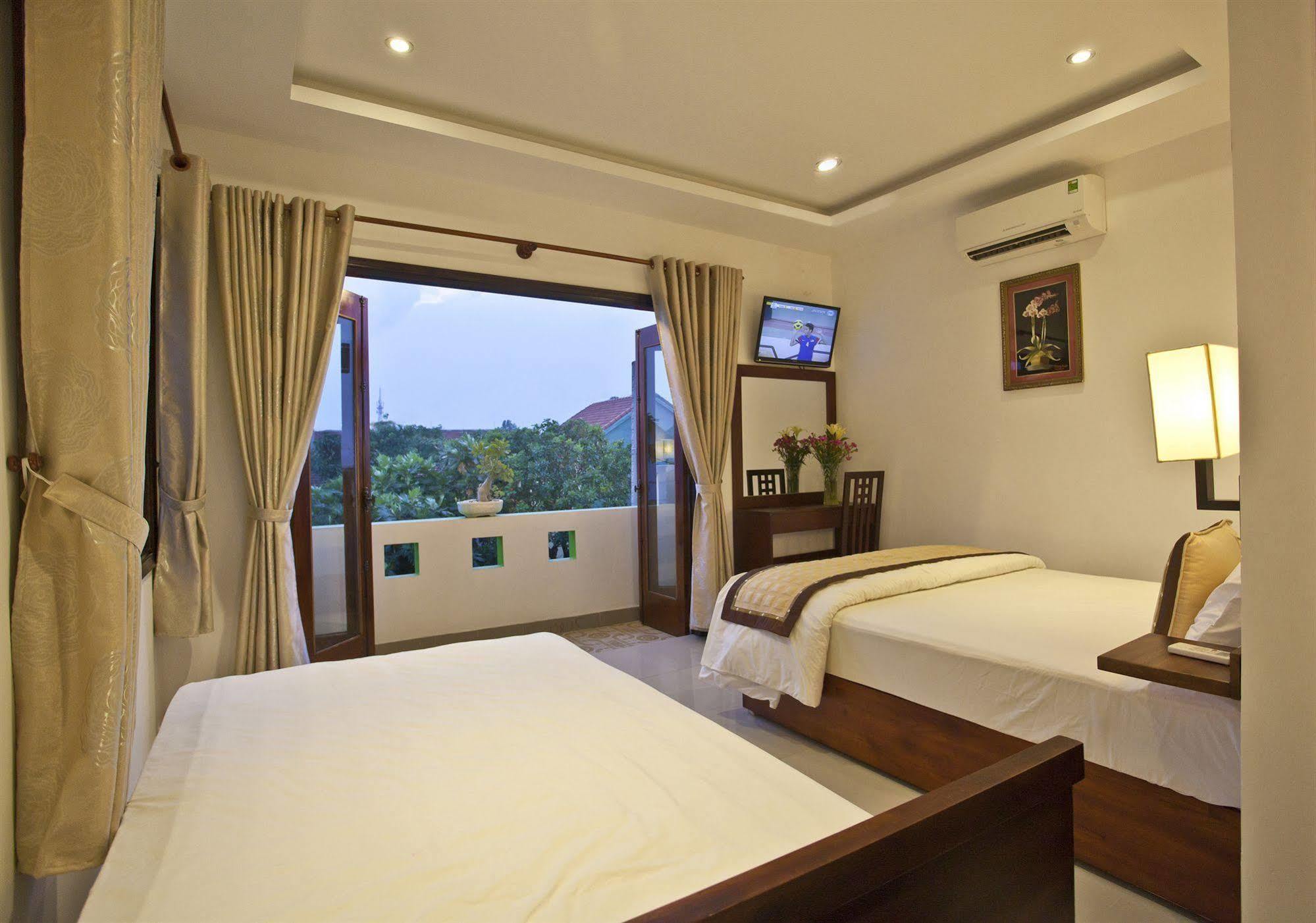 Flower Garden Homestay Хойан Экстерьер фото